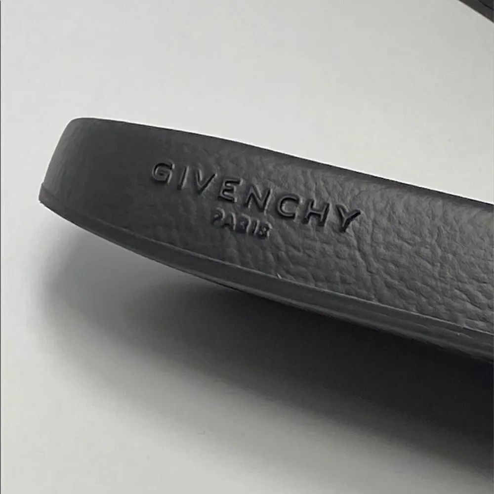 Givenchy Logo Pool Slides size 39 - Picture 6 of 13